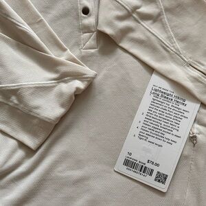 Lululemon Athletica Cream Long Sleeve Tee